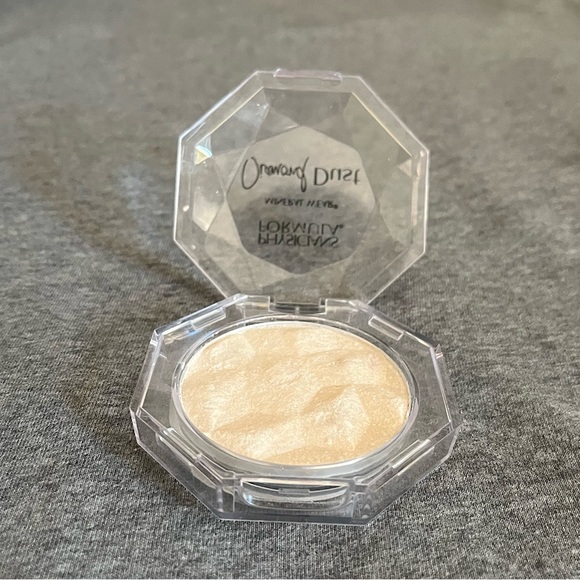 NWOT PHYSICIAN’S FORMULA Mineral Wear Diamond Dust - Picture 2 of 3